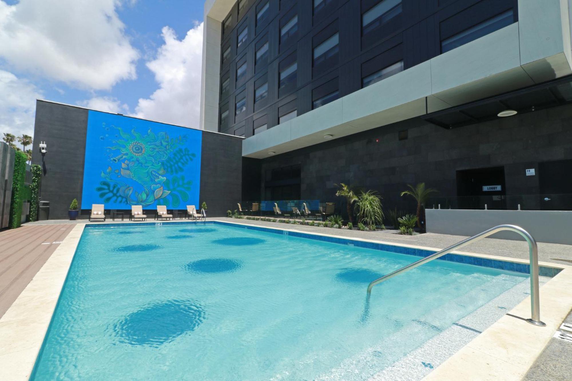 Holiday Inn Express & Suites - Ensenada Centro By Ihg Exterior foto